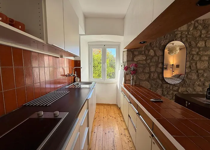 Naval דוברובניק