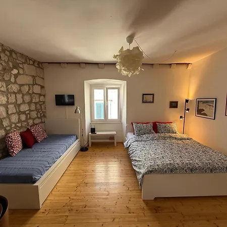 Naval * Dubrovnik